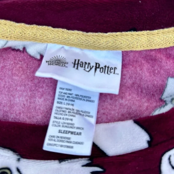 Harry Potter Gold Hogwarts Owl Sleep Wear Pajama PJ Top Super Soft Sz. Large - Picture 2 of 6